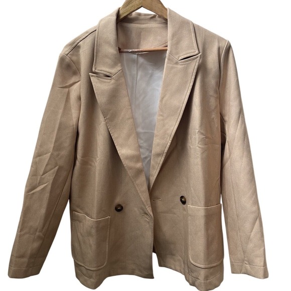 Boutique Jackets & Blazers - Women's Boutique Tan Woven White Lined Buttoned Lapel Collar Blazer with Pockets